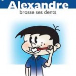 Alexandre brosse ses dents